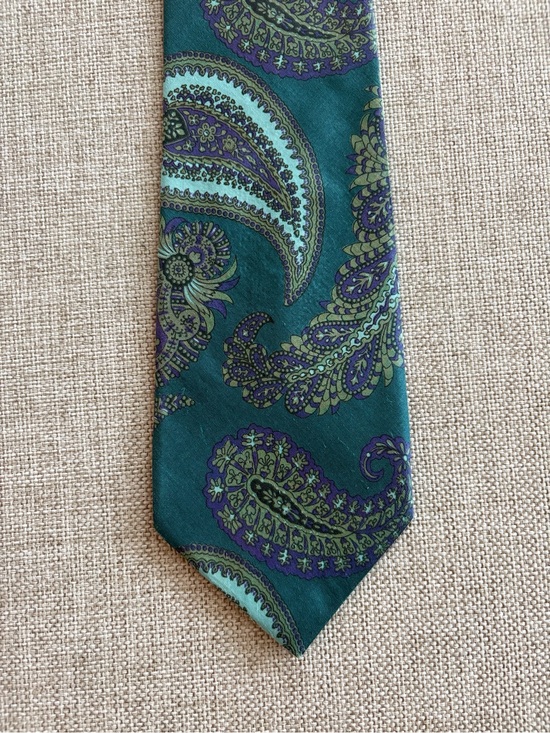 Lord & Taylor Other - Vintage Lord & Taylor Kensington Collection Paisley Silk Tie Teal Purple 3.75”